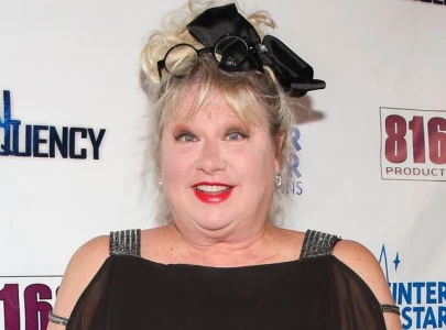 snl alum victoria jackson reveals inoperable tumor diagnosis reflects on her life