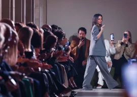 victoria beckham parades youthful collection at paris fashion week victoria beckham parades youthful collection at paris fashion week