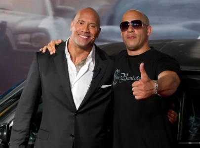 dwayne johnson reacts coldly to vin diesel s golden globes shoutout dwayne johnson reacts coldly to vin diesel s golden globes shoutout