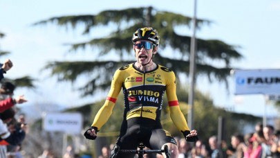 vingegaard given hero s welcome vingegaard given hero s welcome