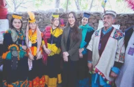 us charge d affaires natalie baker poses with the kailash people at the lok mela photo nni us charge d affaires natalie baker poses with the kailash people at the lok mela photo nni