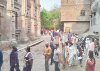 tourists visit conservation project sites during a heritage tour organised by the walled city of lahore authority photo nni tourists visit conservation project sites during a heritage tour organised by the walled city of lahore authority photo nni