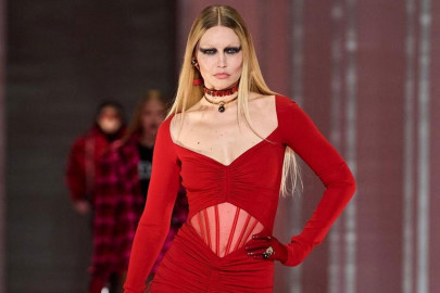 vogue irks many after removing palestine from post about gigi hadid vogue irks many after removing palestine from post about gigi hadid