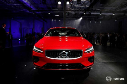 despite covid spike volvo cars ceo says demand holding up despite covid spike volvo cars ceo says demand holding up