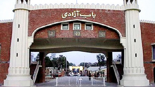 pakistan releases 17 indian prisoners pakistan releases 17 indian prisoners