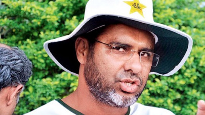 young blood needed in the team waqar