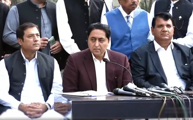 former federal minister waqar ahmed khan addressing a press conference alongside pml n khyber pakhtunkhwa s amir muqam in islamabad screengrab former federal minister waqar ahmed khan addressing a press conference alongside pml n khyber pakhtunkhwa s amir muqam in islamabad screengrab