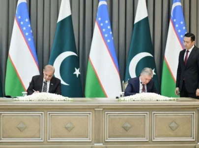 pakistan uzbekistan set goal to boost bilateral trade to 2b