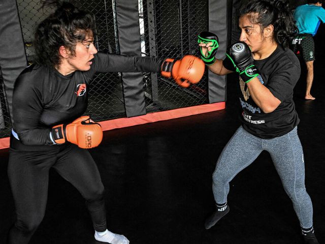 Fighting stereotypes, Pakistan woman breaks MMA barriers  | The Express Tribune