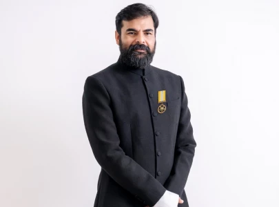 pakistani artist waqas khan awarded tamgha e imtiaz