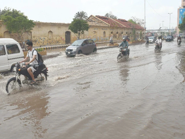 people head to work a day after torrential rain in the city photo online
