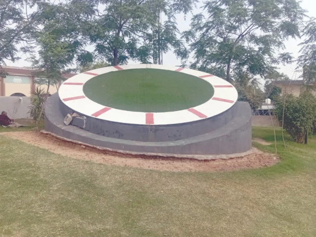 a large clock built at a cost of millions of rupees near the miyawaki forest at rialto chowk on murree road in rawalpindi stands completely broken photo express