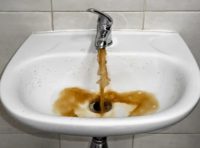 contaminated water kills 9 hospitalises 200 in india s indore