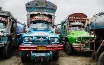 tankers cash in on karachi s thirst