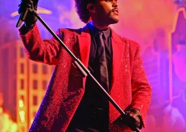 the weeknd breaks beyonce s record with after hours til dawn tour the weeknd breaks beyonce s record with after hours til dawn tour