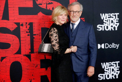 spielberg s west side story falls flat at us box office with disappointing debut spielberg s west side story falls flat at us box office with disappointing debut