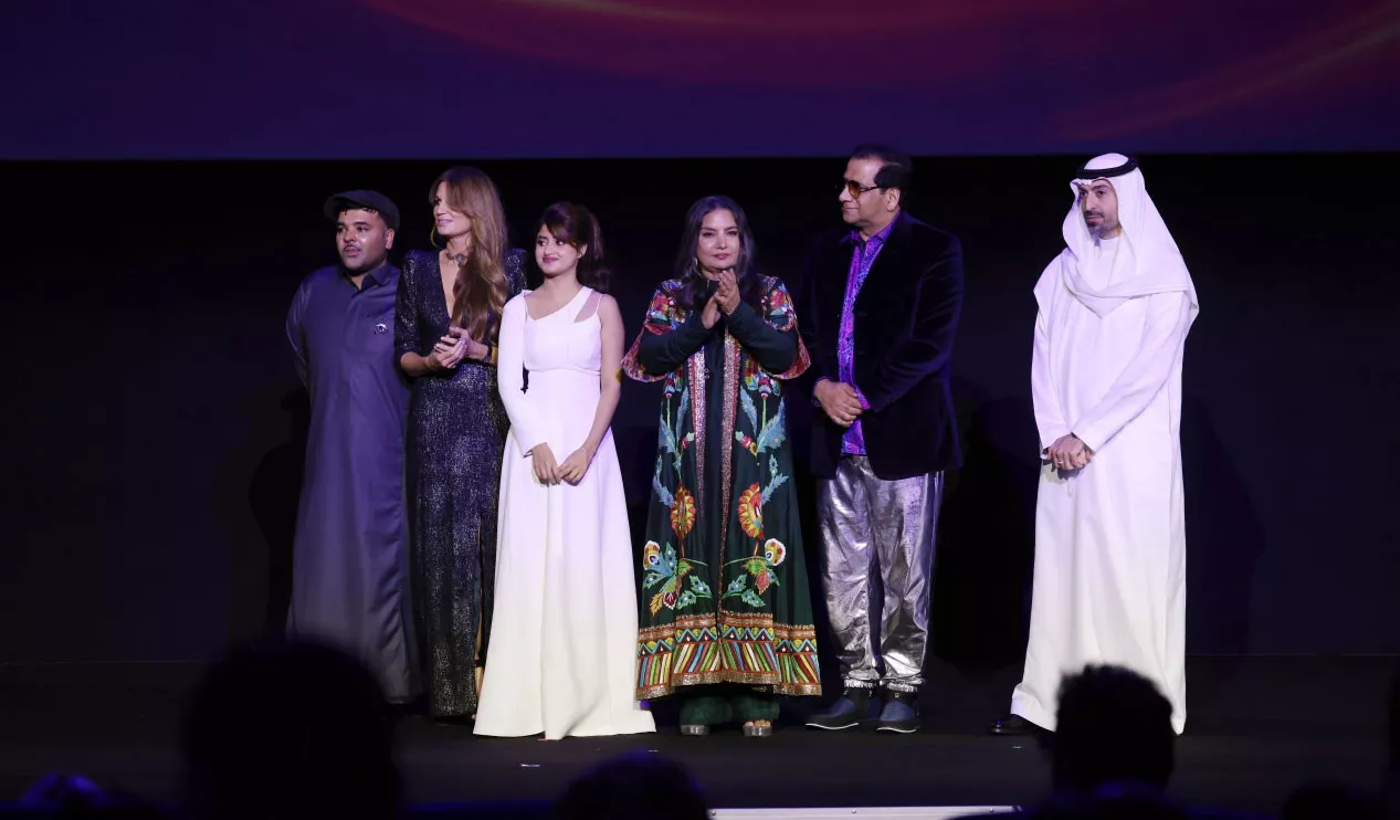 pakistan s greatest actor brilliant star indian filmmaker shekhar kapur praises sajal aly pakistan s greatest actor brilliant star indian filmmaker shekhar kapur praises sajal aly