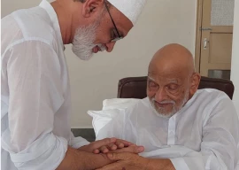 dr waqar yousuf azeemi assumes responsibility as new head of silsila azeemia dr waqar yousuf azeemi assumes responsibility as new head of silsila azeemia