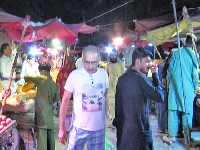 the night fruit market in saddar is a shining example of kindness and generosity this unique market offers fresh fruits at wholesale rates defying the norm of profiteering and embodying the true spirit of the holy month photo express the night fruit market in saddar is a shining example of kindness and generosity this unique market offers fresh fruits at wholesale rates defying the norm of profiteering and embodying the true spirit of the holy month photo express