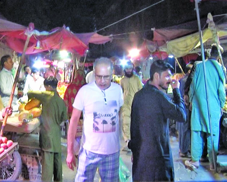 the night fruit market in saddar is a shining example of kindness and generosity this unique market offers fresh fruits at wholesale rates defying the norm of profiteering and embodying the true spirit of the holy month photo express the night fruit market in saddar is a shining example of kindness and generosity this unique market offers fresh fruits at wholesale rates defying the norm of profiteering and embodying the true spirit of the holy month photo express