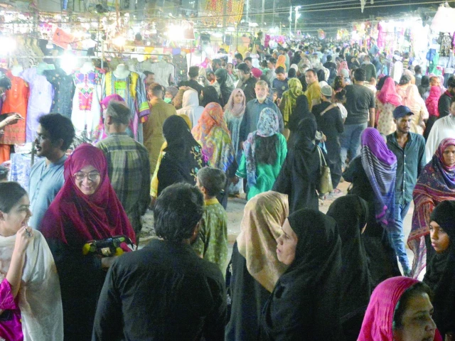 saddar s bohri bazaar buzzes with activity as shoppers rush to grab the best clothes jewellery and gifts ahead of eid photos jalal qureshi express saddar s bohri bazaar buzzes with activity as shoppers rush to grab the best clothes jewellery and gifts ahead of eid photos jalal qureshi express