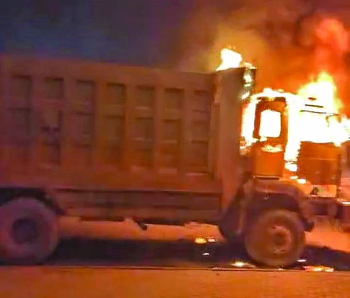 enraged mobs set fire to nine heavy vehicles after a dumper hit a biker and the driver tried to escape police arrested over a dozen people with the help of cctv and video footage photo express enraged mobs set fire to nine heavy vehicles after a dumper hit a biker and the driver tried to escape police arrested over a dozen people with the help of cctv and video footage photo express