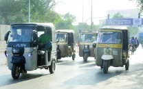 rickshaw driver held for using fake challans