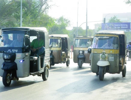 the sudden ban on certain motor cab rickshaws leaves commuters in a bind photo jalal qureshi express