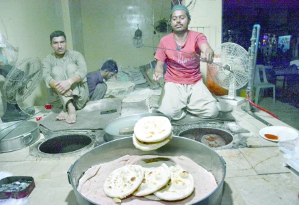 get ready for fresh loaves at fresh prices the city commissioner has announced new prices for naan and chapati with strict warning against overcharging photo jalal qureshi expres get ready for fresh loaves at fresh prices the city commissioner has announced new prices for naan and chapati with strict warning against overcharging photo jalal qureshi expres