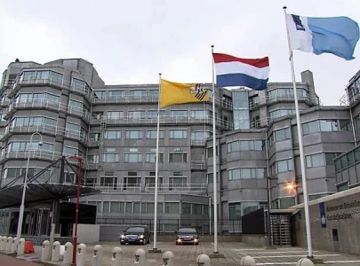 dutch intelligence accuses iran of assassination attempt on dissident