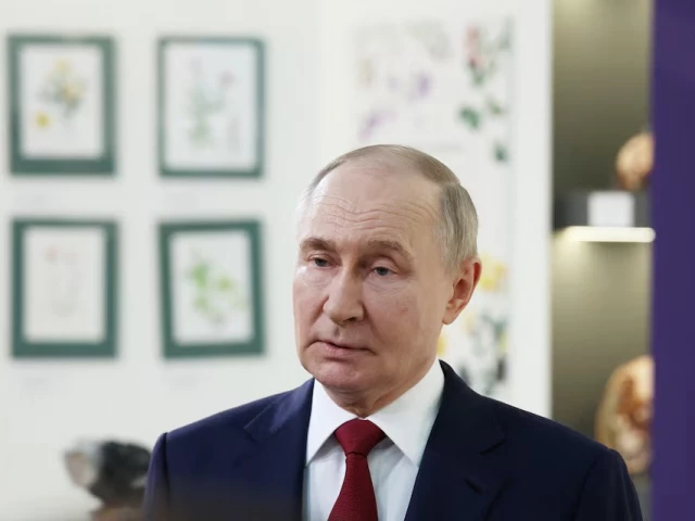 russian president vladimir putin meets with journalists following a phone call with us president donald trump at the sirius educational centre near sochi in the krasnodar region russia on may 19 2025 photo reuters russian president vladimir putin meets with journalists following a phone call with us president donald trump at the sirius educational centre near sochi in the krasnodar region russia on may 19 2025 photo reuters