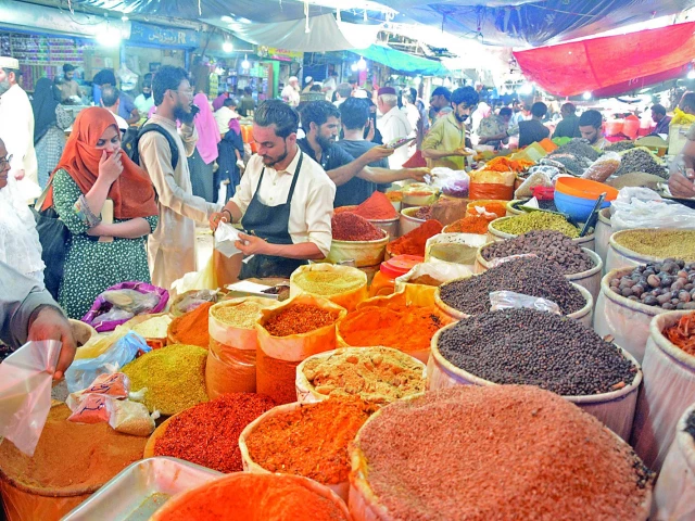 women buy spices at jodia bazaar spice market in the old city area photo jalal qureshi expres women buy spices at jodia bazaar spice market in the old city area photo jalal qureshi expres