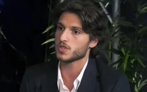 kasim accuses govt of deliberately refusing to process visas obstructing meeting with imran