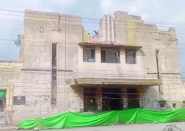 curtains fall on another historic cinema