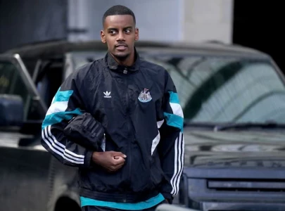 liverpool target isak controls his newcastle future howe liverpool target isak controls his newcastle future howe