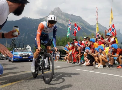 vuelta stage winner woods to retire at end of season