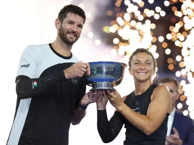 caption italy s andrea vavassori and sara errani celebrate with the trophy after winning their mixed doubles final at the us open photo afp caption italy s andrea vavassori and sara errani celebrate with the trophy after winning their mixed doubles final at the us open photo afp