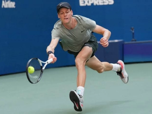 jannik sinner waltzed to a 6 1 6 1 6 2 win over czech world number 89 vit kopriva photo reuters