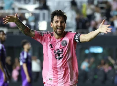messi scores goal and sets up another as miami beats seattle messi scores goal and sets up another as miami beats seattle