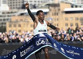 hassan and kiros smash course records to win sydney marathon hassan and kiros smash course records to win sydney marathon