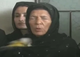 pti workers not too egg cited to see aleema khan pti workers not too egg cited to see aleema khan