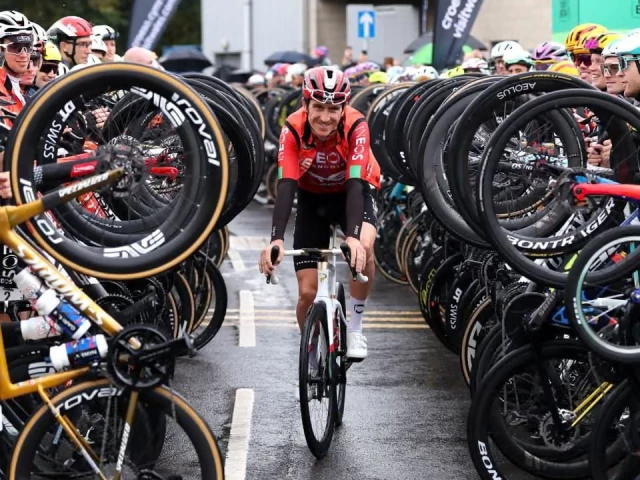 geraint thomas receives a guard of honour as he completes his final career ride in cardiff photo reuters geraint thomas receives a guard of honour as he completes his final career ride in cardiff photo reuters