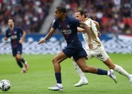 psg maintain perfect start to ligue 1 ethan mbappe strikes late for lille