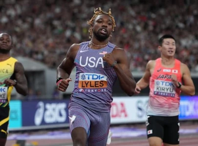 lyles back on the track as kerr eyes second world 1 500m title lyles back on the track as kerr eyes second world 1 500m title