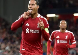 van dijk grabs liverpool win psg start champions league defence in style van dijk grabs liverpool win psg start champions league defence in style