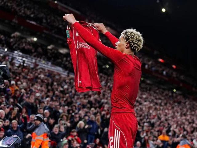 hugo ekitike saved liverpool s understudies from a penalty shoot out when he finished off chiesa s pass in the 85th minute photo reuters