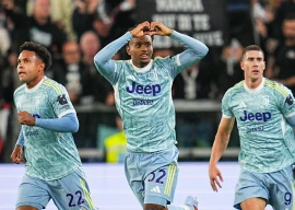 juve miss out on serie a summit inter see off cagliari juve miss out on serie a summit inter see off cagliari