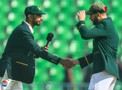 haq misses out on century as south africa strike on stroke of tea haq misses out on century as south africa strike on stroke of tea