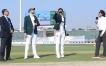 pakistan win toss bat against south africa in second test pakistan win toss bat against south africa in second test