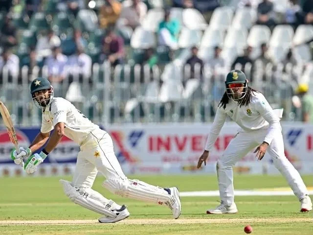 Pakistan ride luck to reach 177-3 in second South Africa Test | The Express Tribune